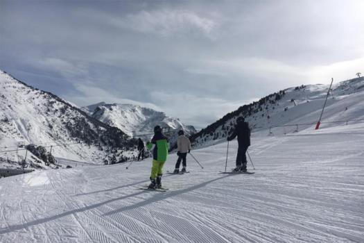 Magnífica previsión para este fin de semana en Candanchú con 49 pistas y 48 km esquiables