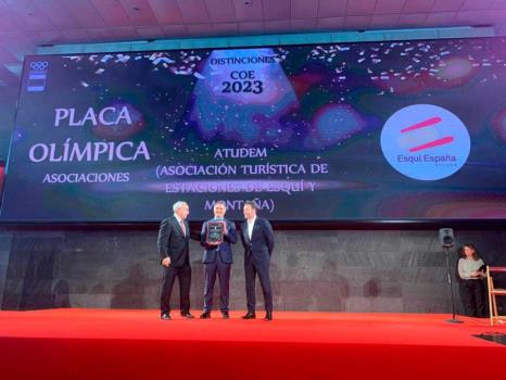 ATUDEM recibe la Placa Olímpica por parte del Comité Olímpico Español